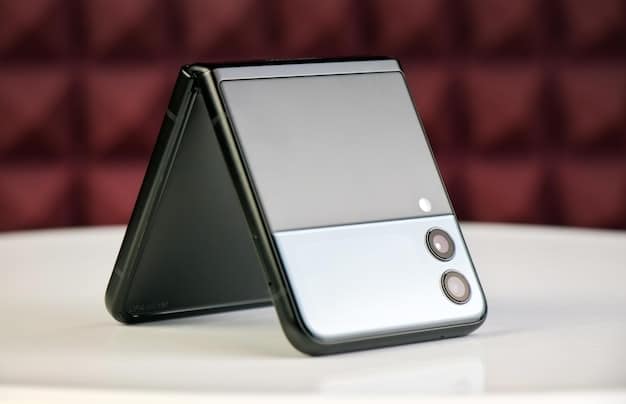 Pixel Fold 2 Leaks: Google’s Next Foldable Phone Unveiled for Fall 2025