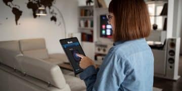 AR Revolutionizing US Retail: Enhance Experiences Now - Cover Image